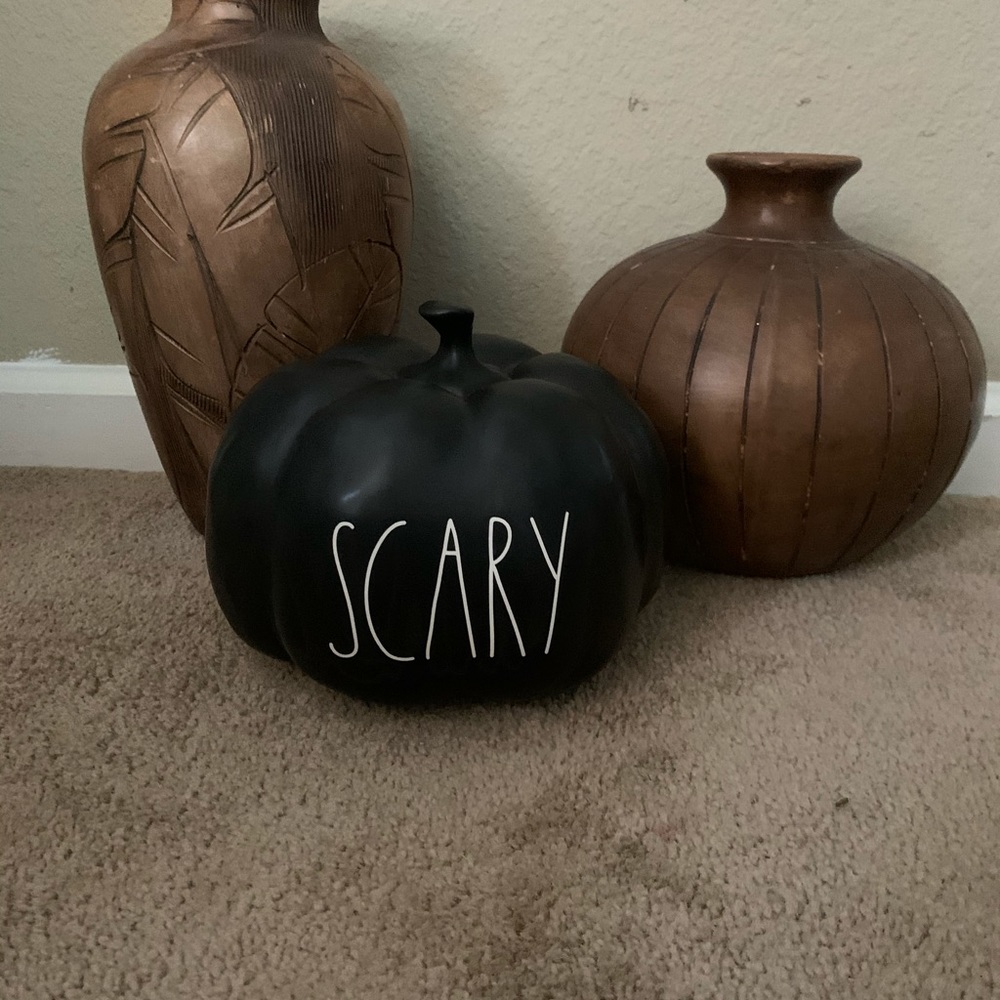 Rae dunn scary pumpkin